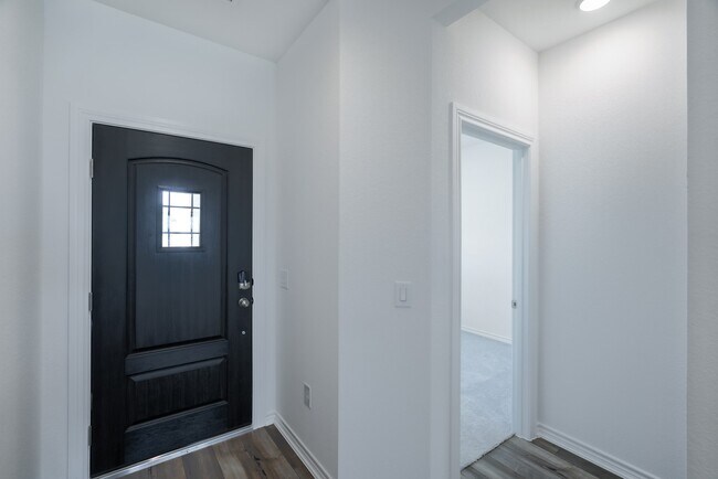 Building Photo - 15135 Wild Gully Wy
