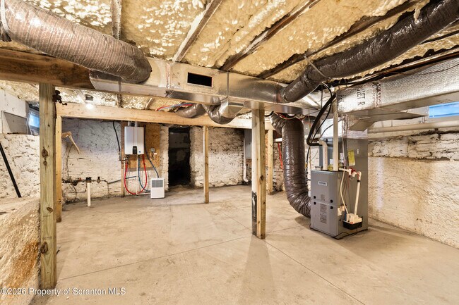 Building Photo - 302 Delaware Ave