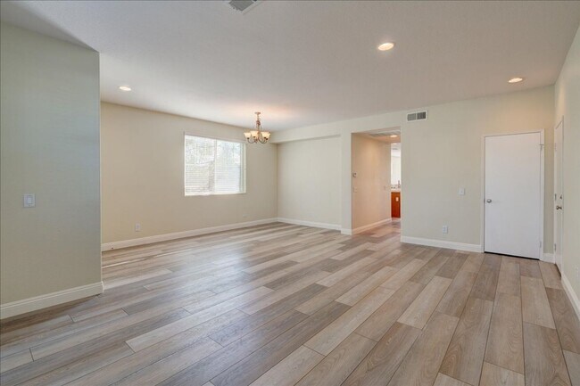 Building Photo - Luxury Arrowood Home for Rent – Available July 6th