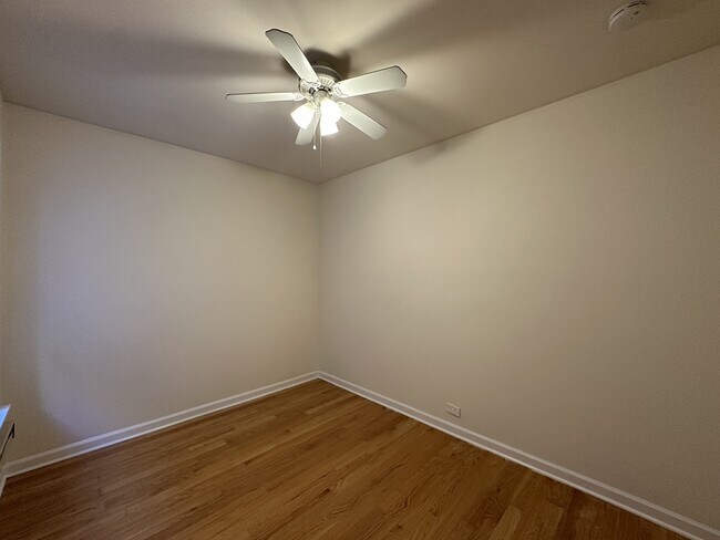 Building Photo - 3828.5 N Fremont St