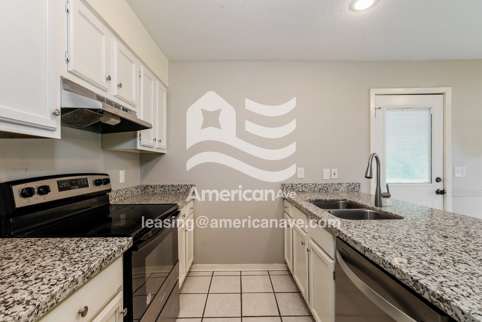 Building Photo - 1443 Cherrie Ave