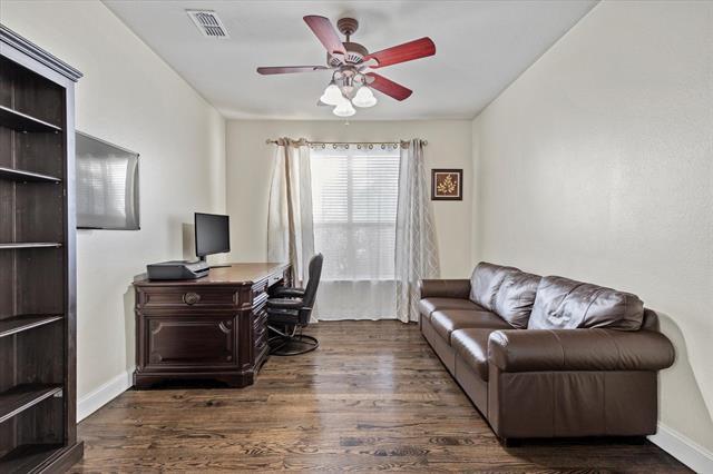 Building Photo - 2501 Haddock Dr