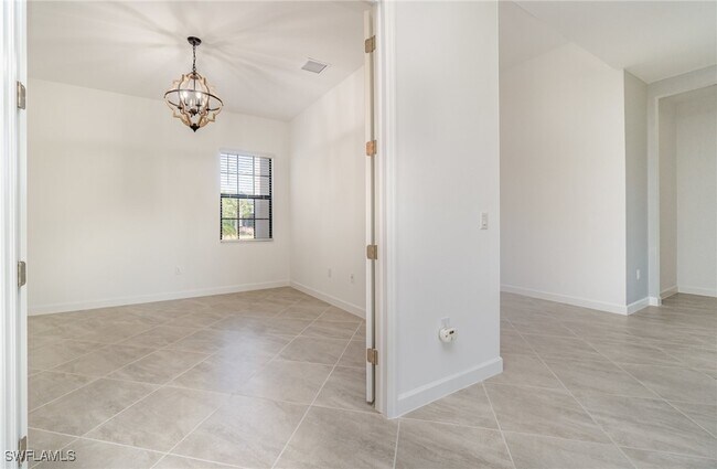 Building Photo - 11664 Canopy Loop