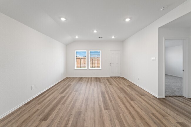 Building Photo - 1011 Vilana Rdg Ln