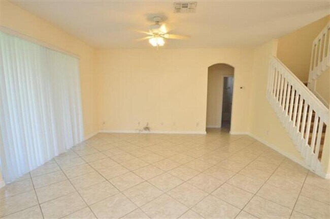 Building Photo - 12033 Blairemont Way