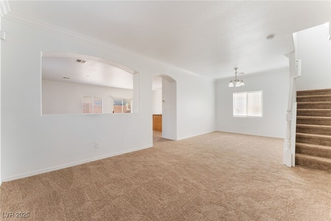 Building Photo - 32 Rosa Rosales Ct