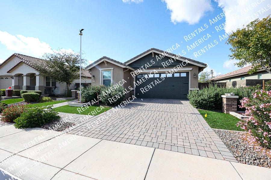 Building Photo - 18716 N Jameson Dr