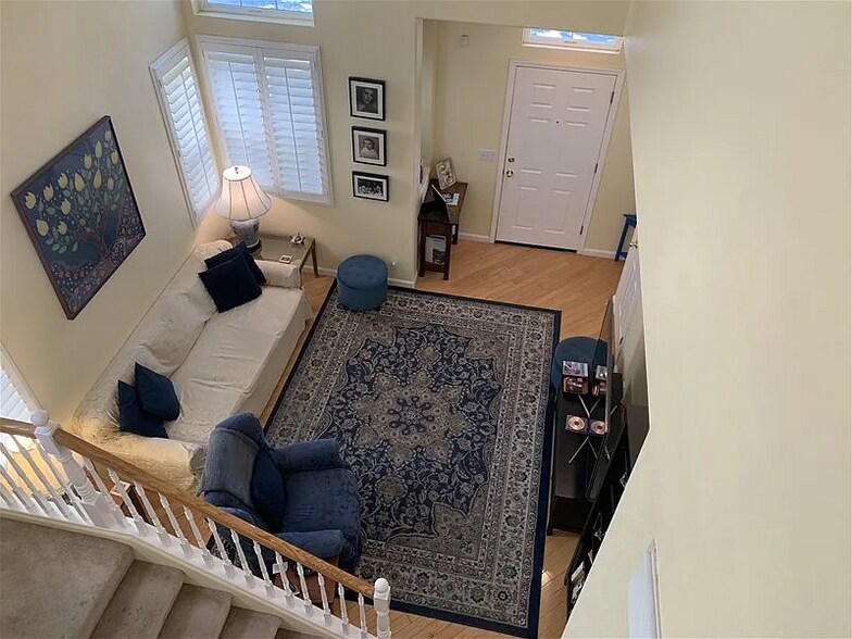 Building Photo - 3350 Via Verde Terrace