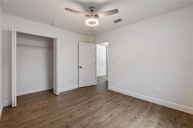 Building Photo - 137 Wellwood Ln