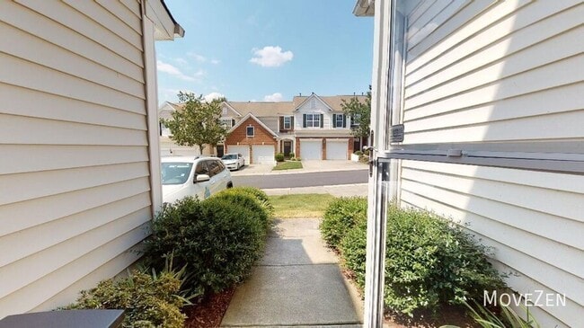 Building Photo - 8713 Wild Magnolia Dr