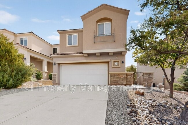 Building Photo - 2323 Margarita Dr SE