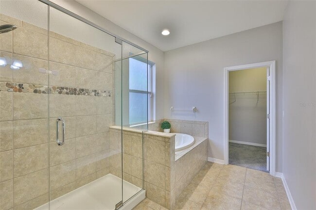 Building Photo - 813 Seminole Sky Dr