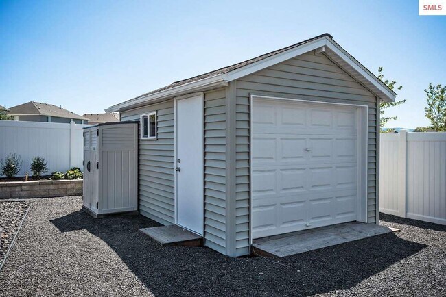 Building Photo - 4342 Magrath Dr
