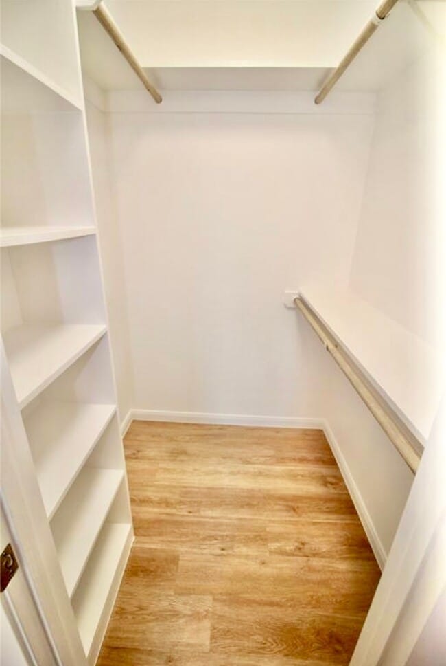 Building Photo - 407 Stadium Ln