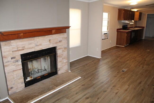 Building Photo - 4797 Briar Ct