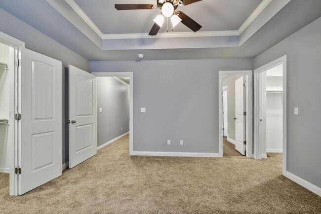 Building Photo - FREE 55” TV or 28” Blackstone! Plus $150 Amazon gift card! Beautiful 3 bed / 2.5 bath duplex with...