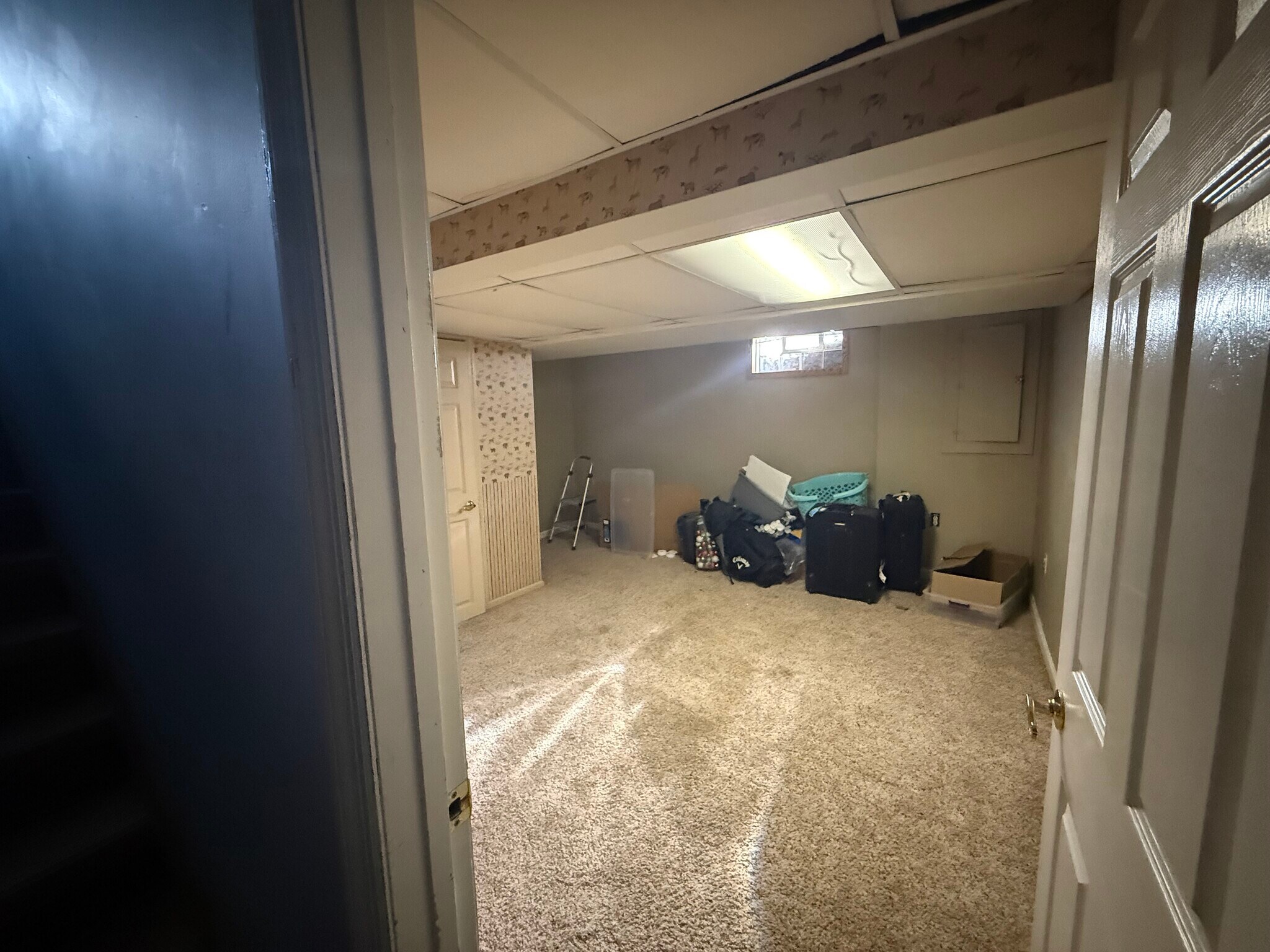 Building Photo - 404 Baker Dr