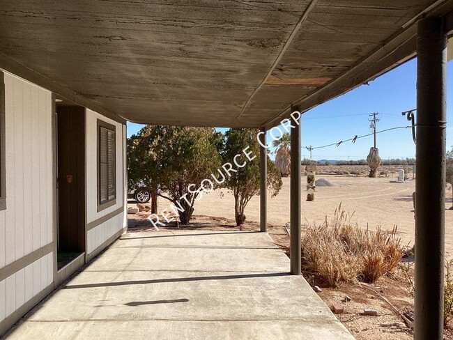 Building Photo - San Bernardino County Rental located in Ne...