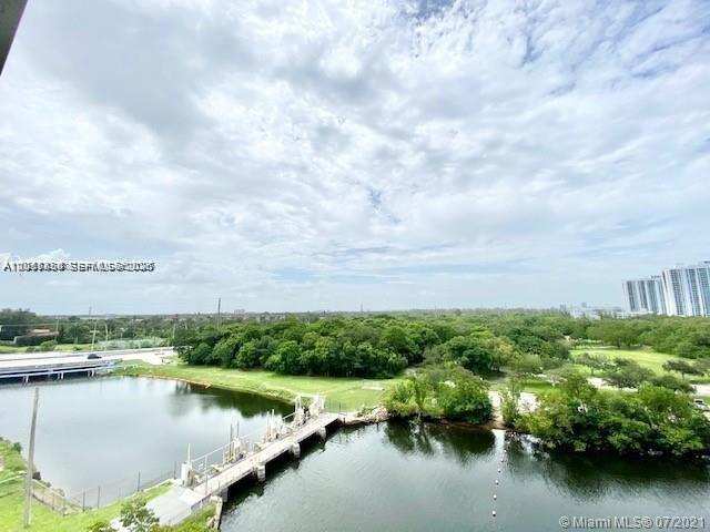 Building Photo - 16385 Biscayne Blvd
