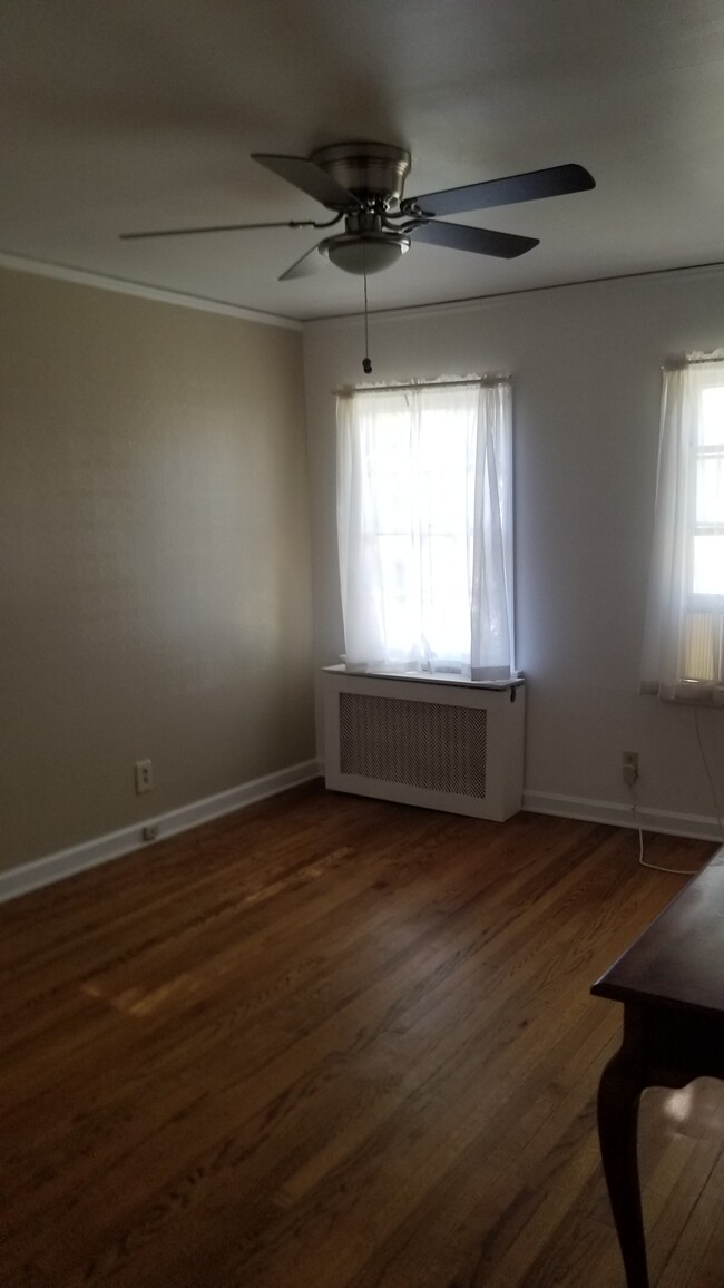 Bedroom 2 - 2020 N Grand Ave