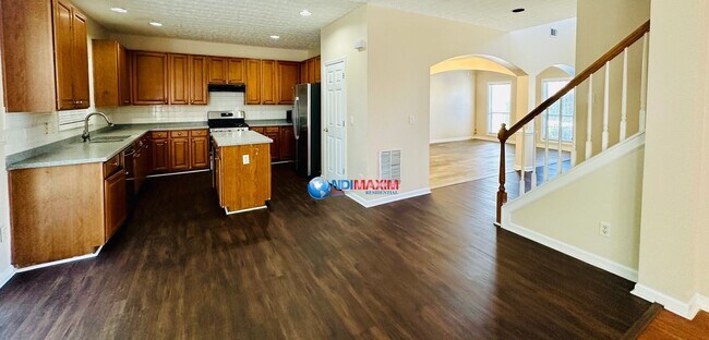 Building Photo - Large 4-bedroom house in Norcross