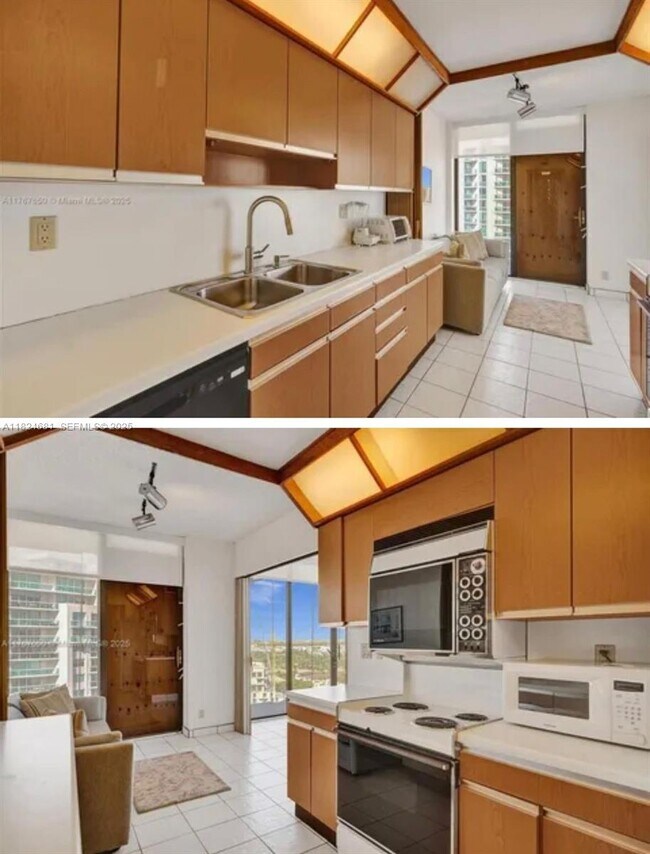 Building Photo - 19355 Turnberry Way