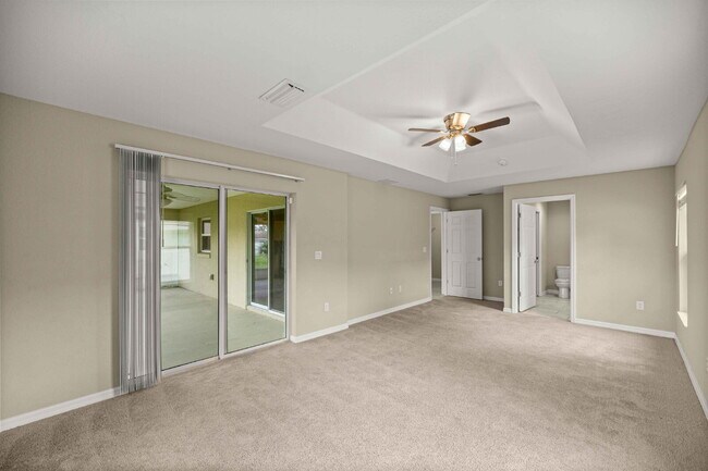Building Photo - Newer 3BR Home on Nearly 1/4 Acre | Screened Lanai | Available Now!
