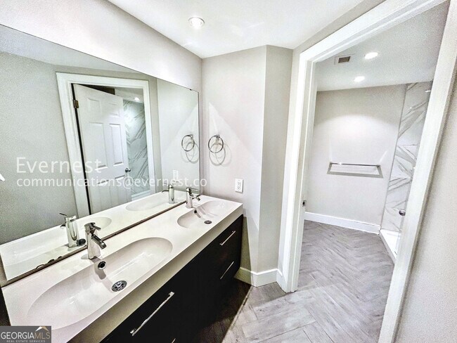 Building Photo - 199 14th St NE