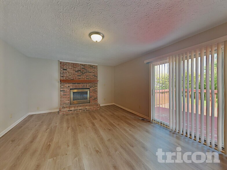 Building Photo - 3708 W 42nd Terrace