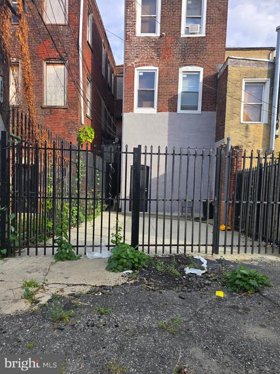 Building Photo - 4328 Frankford Ave