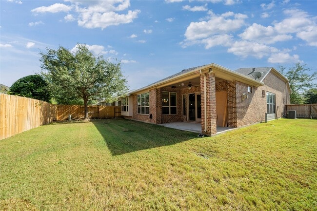 Building Photo - 26946 Carmel Falls Ln