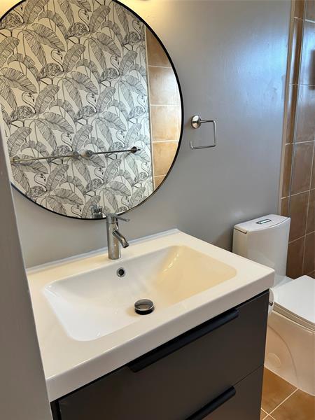 Building Photo - 620 NE 28th St