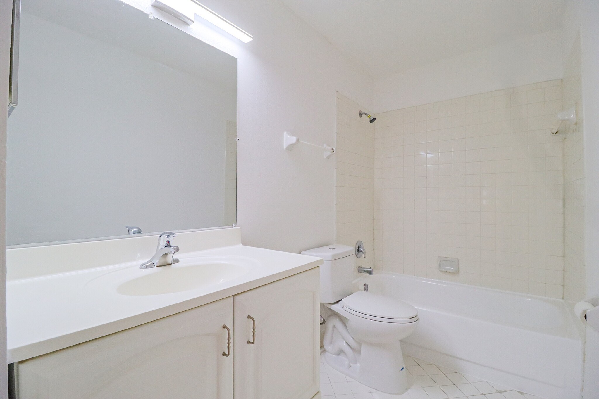 Building Photo - 3453 NW 44th St