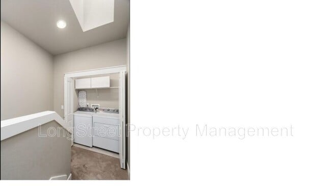 Building Photo - 3058 SE 50th Ave