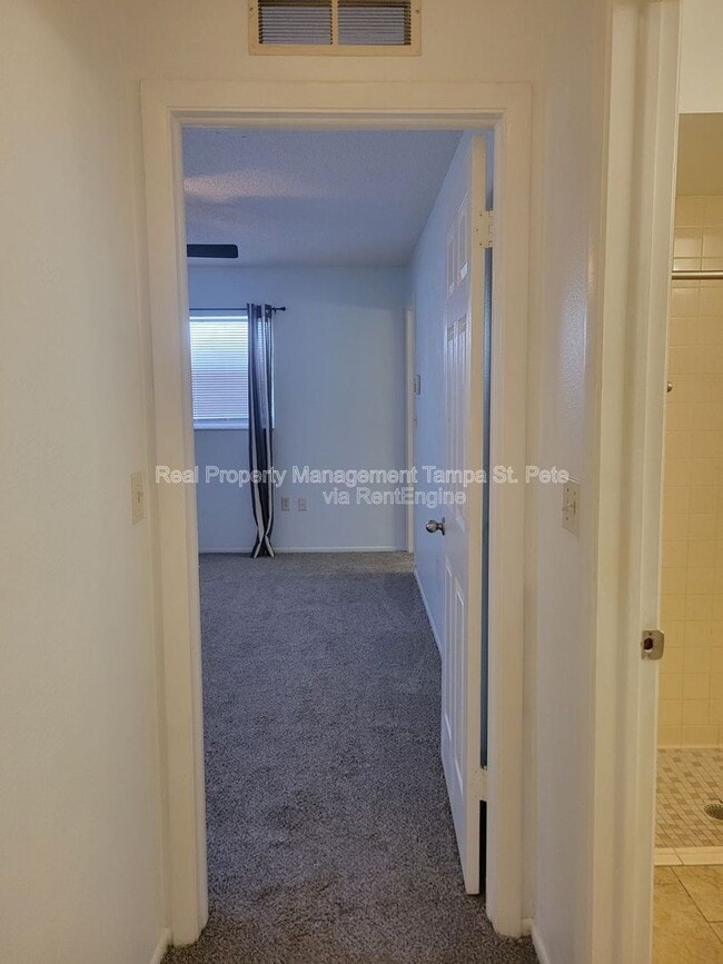 Building Photo - 11609 Shady Tree Pl