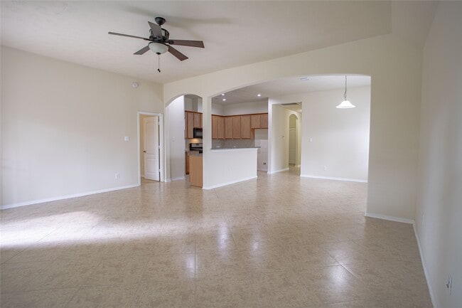 Building Photo - 24535 Carlton Springs Ln