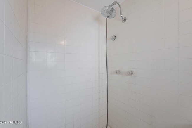 Building Photo - 711 E McKinley St