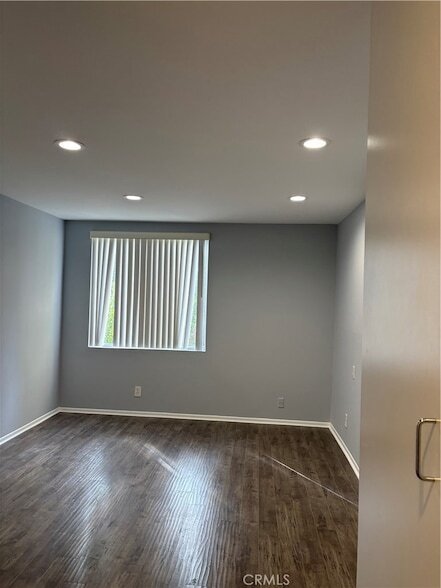 Building Photo - 12720 Burbank Blvd