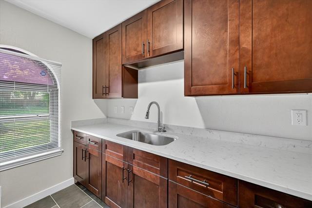 Building Photo - 1419 Woodfern Dr