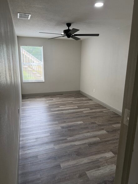 Building Photo - 3141 Scrub Oak Trl