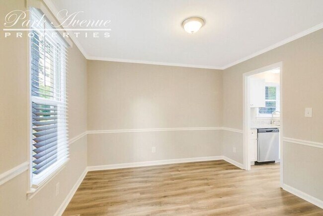 Building Photo - 7300 Bassett Hall Ct