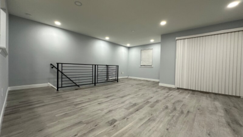 Building Photo - 9144 Ellie Dr