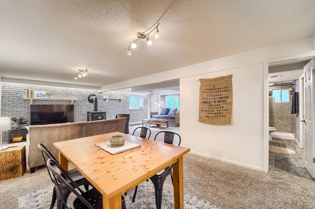 Building Photo - Cozy Arvada Downstairs Duplex Available Now!