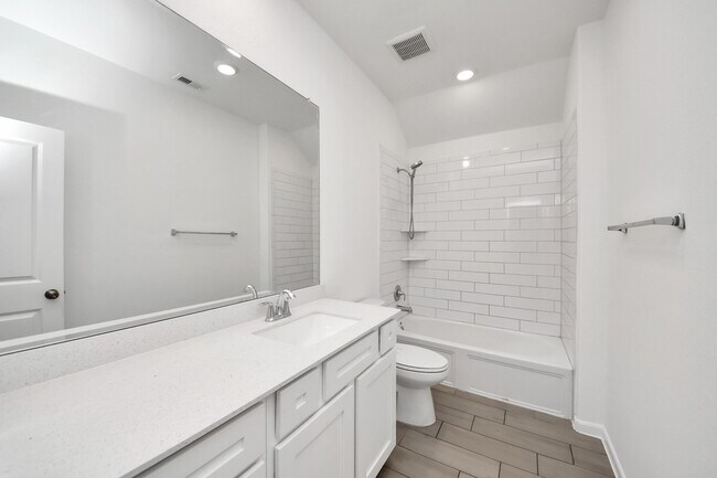 Building Photo - 22658 Sutherland Bend Ln