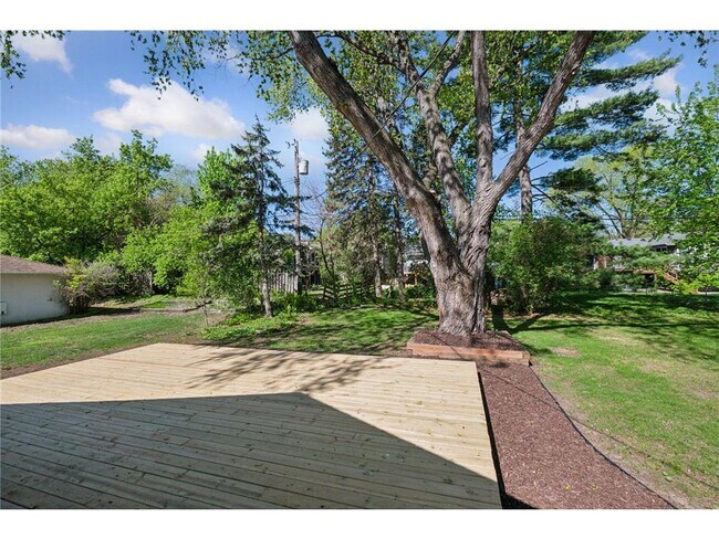 Building Photo - 6416 Wilryan Ave