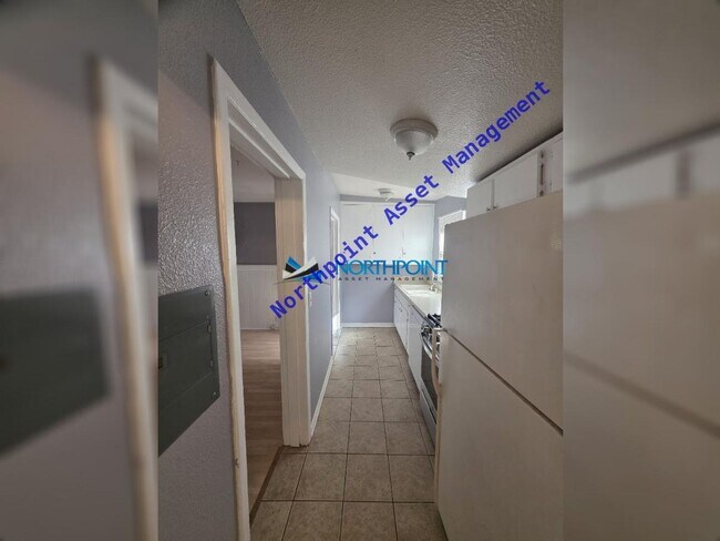 Building Photo - 525-527 14TH STREET