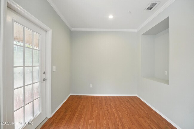 Building Photo - 140 Veracruz Dr