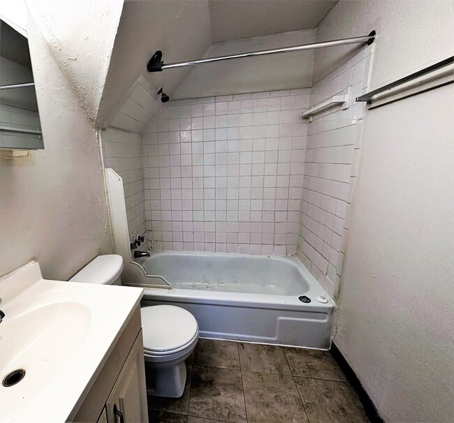 Building Photo - Highland Park - Apartments For Rent In Pittsburgh