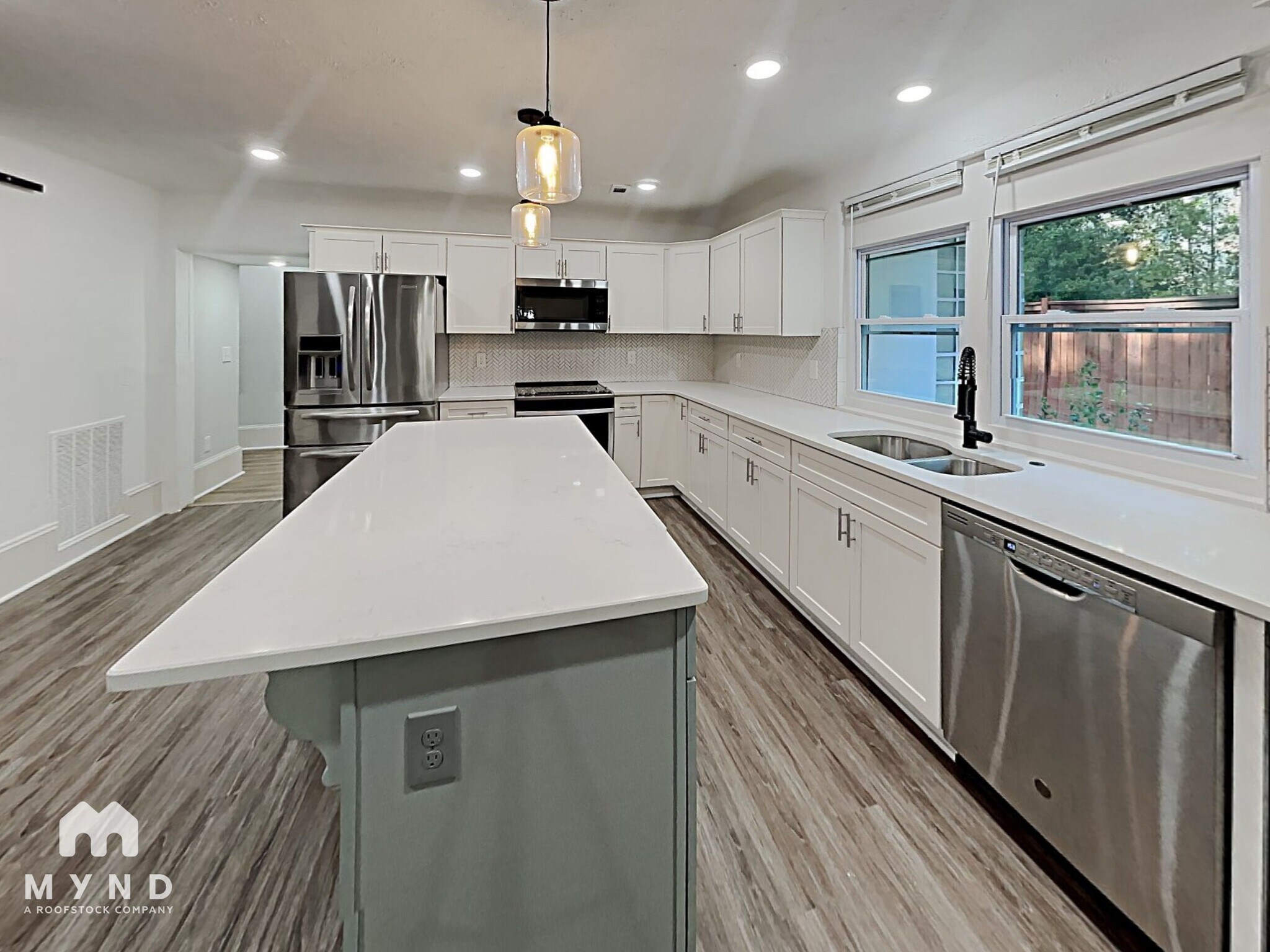 Building Photo - 2653 Randall St