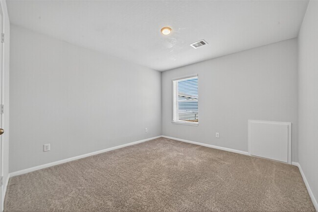 Building Photo - 8304 Bristlecone Pne Wy